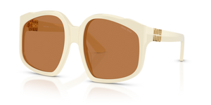 21D90Q - White Milk with Brown Lenses