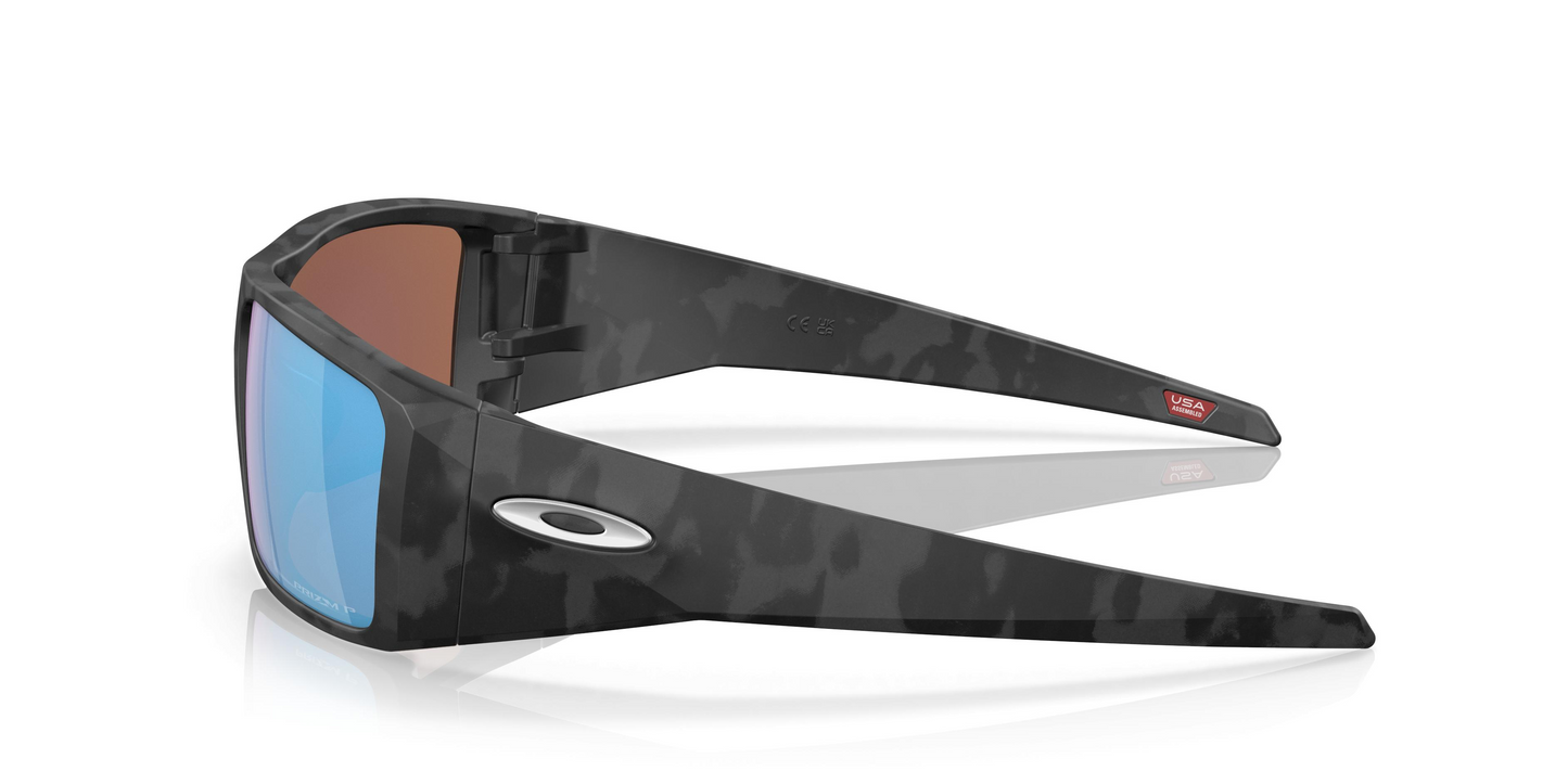 Oakley OO9231 Heliostat Sunglasses