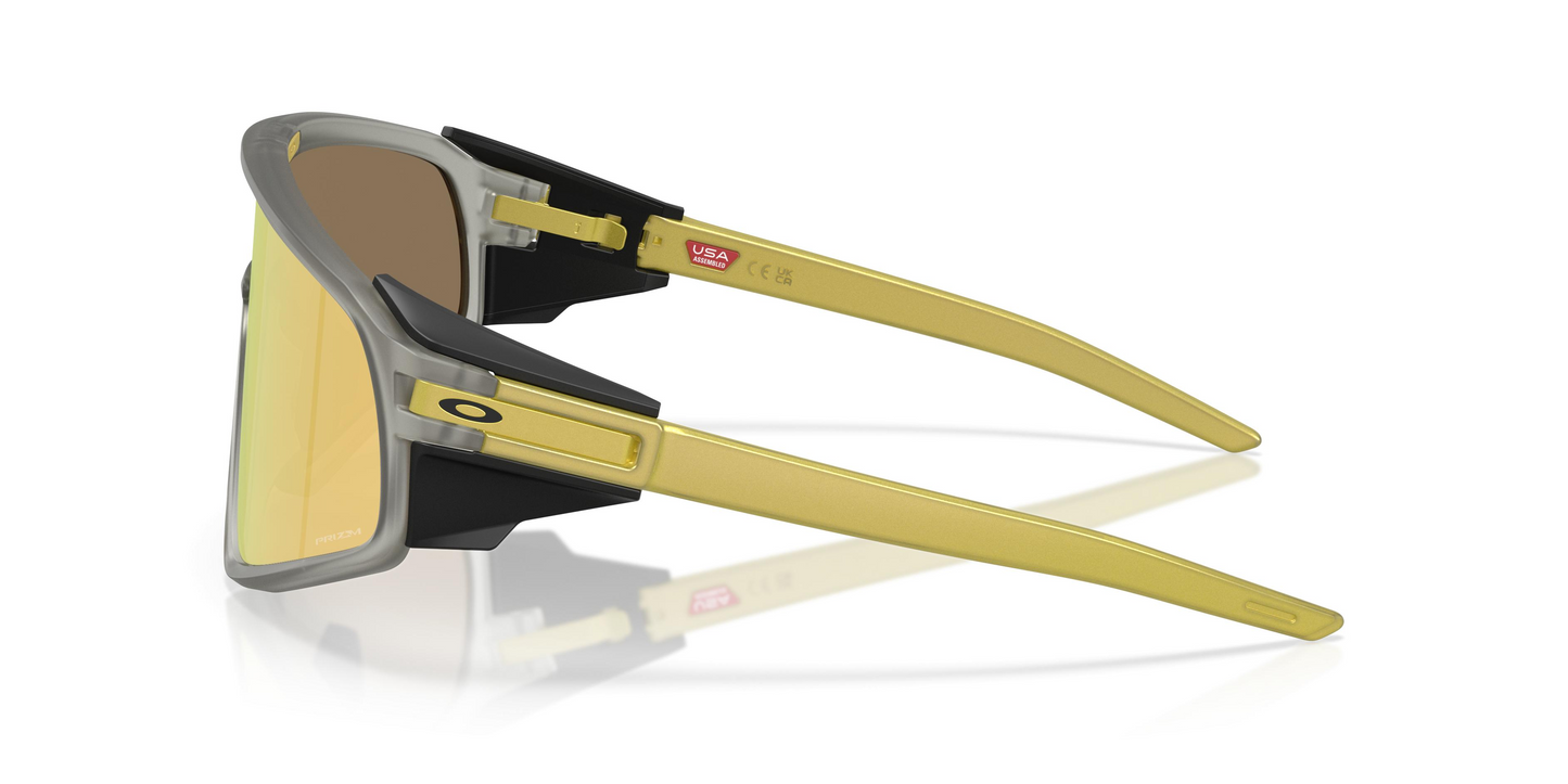 Oakley OO9404 Latch Panel Sunglasses