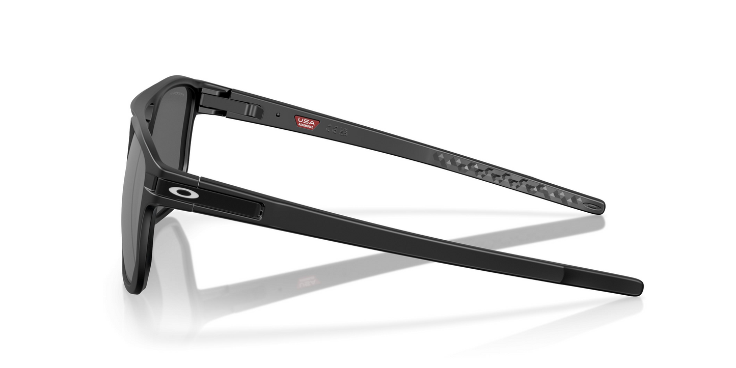 Oakley OO9436 Latch Beta Sunglasses