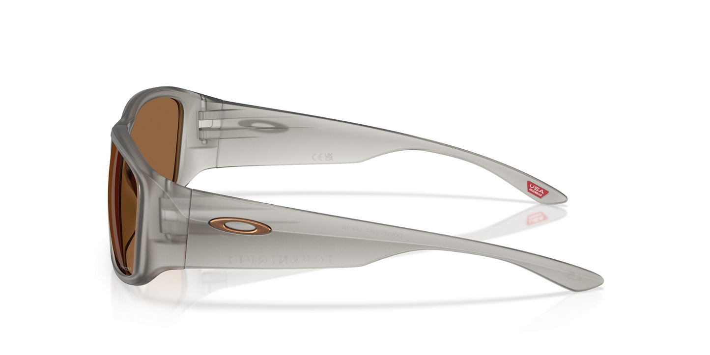 Oakley OO9521 Tourniquet Sunglasses