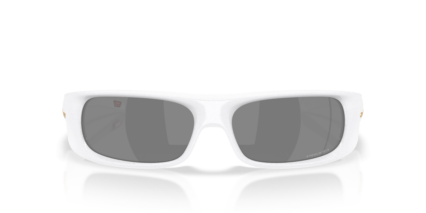 Oakley OO9522 Highland Sunglasses