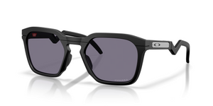 953301 - Matte Black with Prizm Grey Lenses