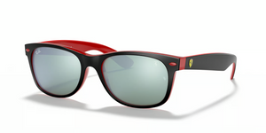 F63830 - Black with Silver Flash Lenses